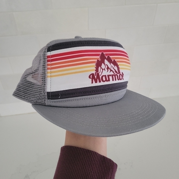 Marmot Retro Mesh Trucker Snap-Back Baseball Flat Brim Hat Gray Stripe Orange - Picture 1 of 5